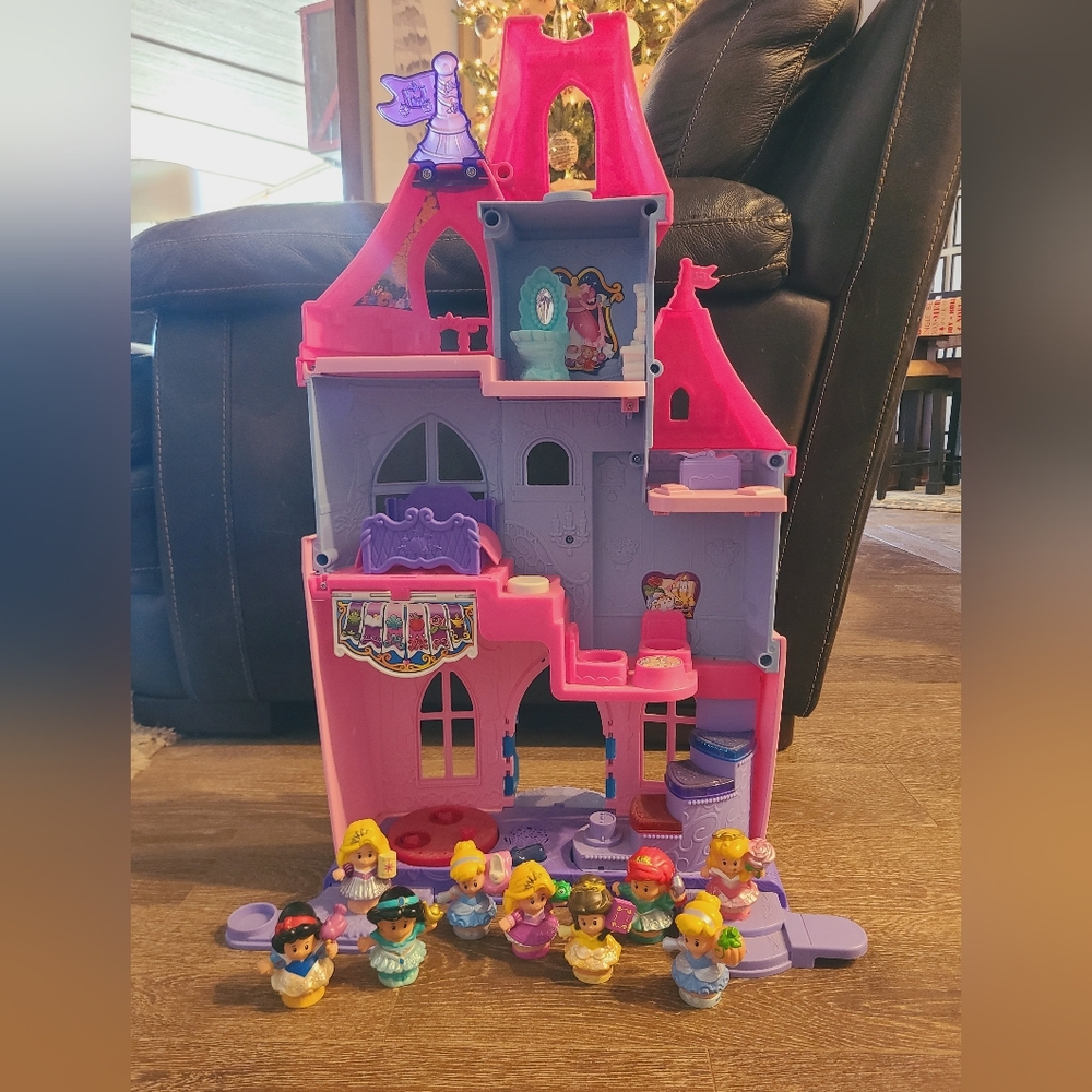 Little people princess castle